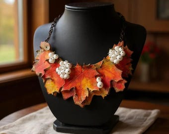 Collar de hoja de arce de arcilla polimérica hecho a mano, joyería de bosque otoñal