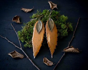 Boucles d'oreilles pendantes véritable feuille de sorbier des oiseleurs, inspiration forêt, laiton antique