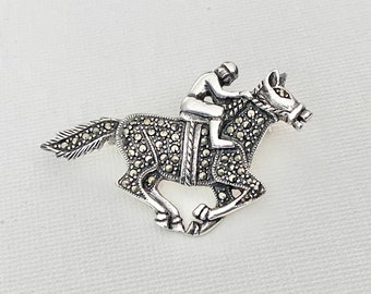 Vintage Silver Horse Racing Brooch - Vintage Horse Racing Brooch - Vintage Horse pin - Silver Horse Racing pin - vintage marcasite brooch