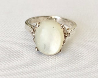 Vintage Sterling Silver Ring - Vintage Moonstone Ring - Vintage Silver Ring - Silver Moonstone Ring - Gift for her - Size 6 1/2 or M