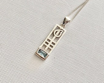 Vintage Sterling Silver Necklace with blue stone - Vintage Necklace - Vintage Blue Stone Pendant - Vintage Silver Necklace - Vintage Pendant