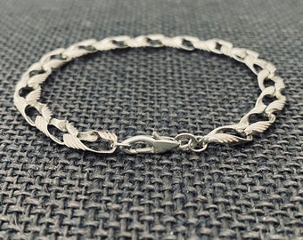 Vintage Sterling Silver Bracelet – Vintage Bracelet - Vintage Silver Bracelet - Vintage Bangle - Vintage Silver Jewellery - Silver Jewellery