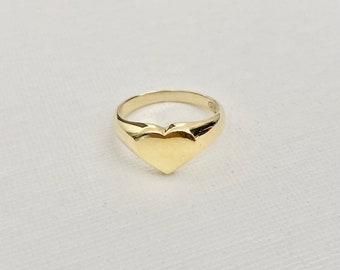 Vintage Sterling Silver Signet Ring - Vintage Signet Ring - Vintage Heart Ring - Vintage Gold Plate Signet Ring - Size 5 3/4 or K 3/4