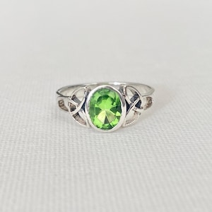 Vintage Sterling Silver Ring - Celtic Silver Ring - Vintage Silver ring - Celtic Silver Ring - Vintage Silver Celtic Ring - size 8 3/4 or R