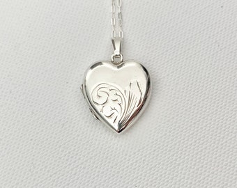 Vintage Sterling Silver Heart Locket Necklace - Vintage Heart Locket Necklace - Valentine Present - Vintage Silver Heart Locket