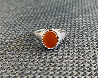 Vintage Sterling Silver Ring - Vintage Silver Ring - Silver Vintage Ring - Vintage Carnelian Ring - Vintage Pinky Ring - size 6 3/4 or N