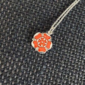 Vintage Sterling Silver Flower Necklace - Vintage Yorkshire Rose Necklace - Vintage Flower Necklace - Vintage Yorkshire Rose Pendant
