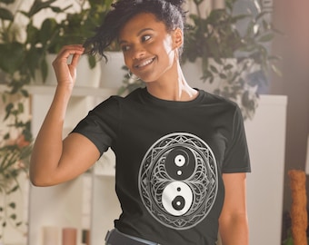Koszulka Yin i Yang – Unisex Zen Graphic Tee – Koszulka Spiritual Balance – Minimalistyczny top do medytacji