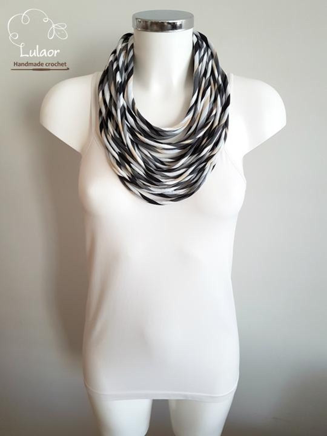 Twill Shirt with Necklace