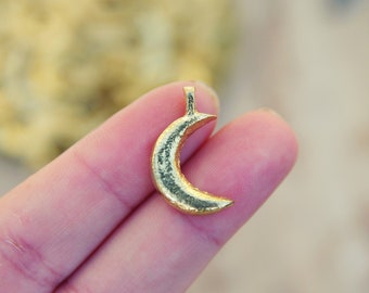 22mm moon pendants, Brass Charms, Gold Charms, Macrame charms, Moon Charms for making Macrame jewelry, brass charms, Tribal charms