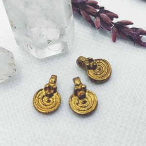 12mm Coin pendants, Brass Charms, Gold Charms, Macrame charms, Brass pendant, Charms for making Macrame jewelry, boho charm, Tribal charms imagen 1