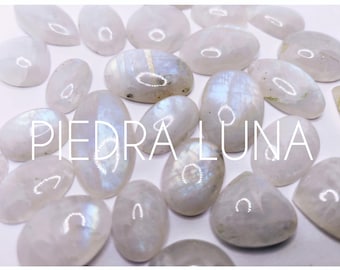 Natural moonstone cabochons | Gemstones for handcrafted jewelry and macrame. Intuition and calm for handcrafted jewelry