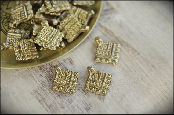 Pendants & charms best sale