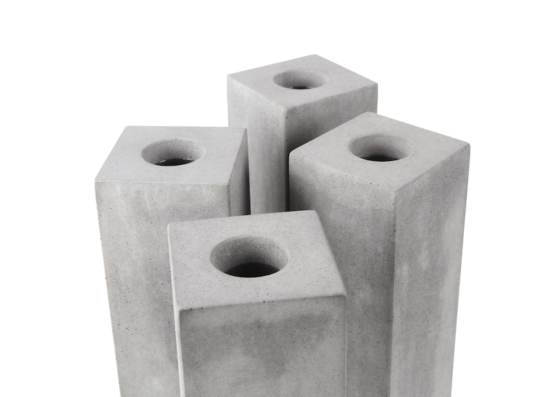 Vase BLOCK aus Beton, stabil, markant und doch elegant. Bild 4