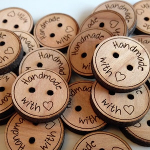 Bouton personnalisé, design, personnalisé, bouton en bois, bouton gravé, bouton, bouton à tricoter, bouton artisanal, fait main avec amour