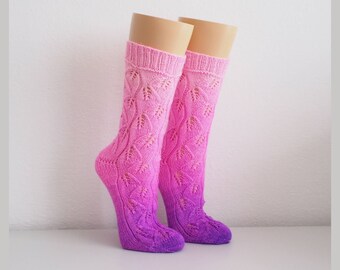 Adele* knitting pattern with eyelets, summer socks, cuff down