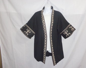 Kimono Jackets will add a splash of excitement & elegance to many outfits.    Accent coat, cover up, cardigan and stylish.