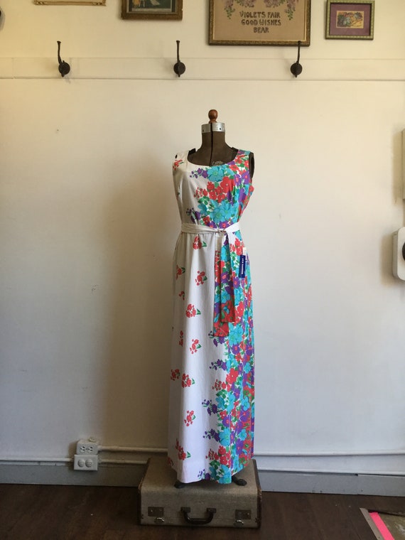 Vintage sun dress