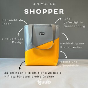 Upcycling Tasche von tjuub. Einkaufstasche oder Shopper Tasche aus LKW Plane, wie von Freitag, nur günstiger. Farbe gelb grau. Gefertigt in Brandenburg.