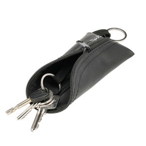 Key holder car key cover handmade of recycled bicycle inner tubes image 3