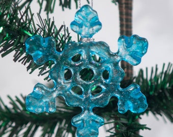 Blue Glass Snowflake Ornament, Turquoise Snowflake, Glass Snowflake, Blue Ornament, Holiday Decor, Winter Decor, Ornament Exchange Gift