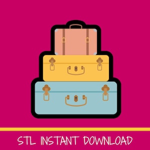 Può includere: Tre valigie impilate in uno stile di design piatto. La valigia in cima è rosa chiaro, la valigia nel mezzo è gialla e la valigia in fondo è blu chiaro.