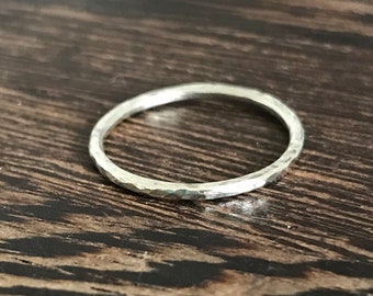 Anillo de boda de oro blanco, anillo de boda de oro blanco de 9 quilates, alianza fina de oro blanco macizo, alianza de boda de oro blanco, anillo fino de oro blanco, reciclado