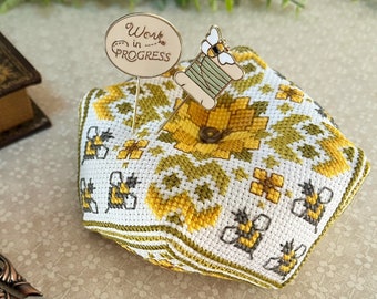 Bees Abuzz Biscornu Pattern