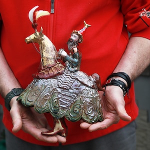 Traditional horse from Krakow  - HORSE  CERAMIC SCULPTURE -  from the "Parallel world" collection