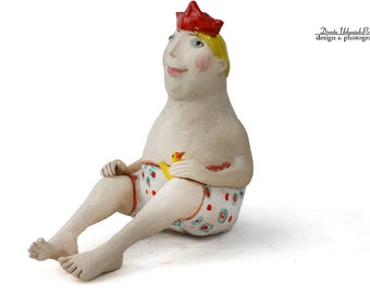 Rzeźba ceramiczna Boy Jo: figurka artystyczna „Świat równoległy” z kaczką