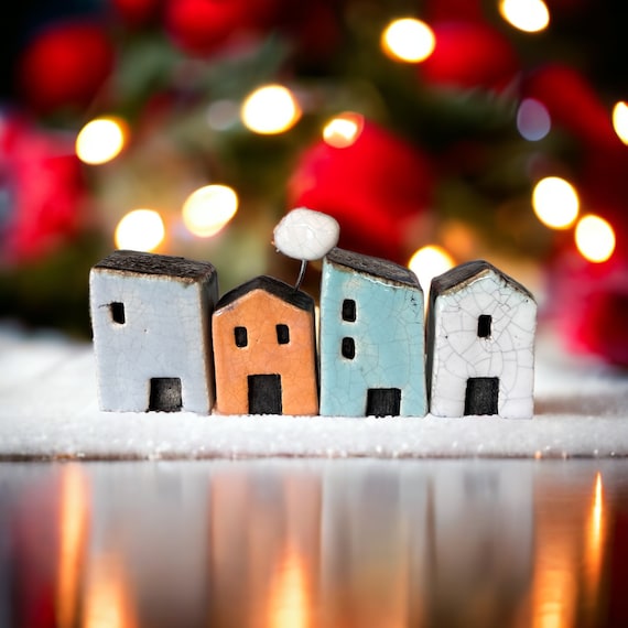 Set of 4 miniature ceramic houses, different colors, customizable