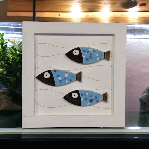 Sea picture in ceramic and wood worked entirely by hand