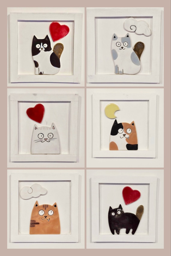 Wooden and ceramic picture with cat and red heart - Decorative ceramic picture with calico cat and customizable moon