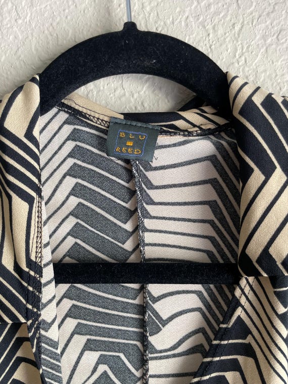 Vintage 2000’s geometric pattern collared wrap dr… - image 5