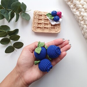 Set Viennese waffle kawaii ,blueberries 3 pc baby shower gift ,crochet dessert ,girl gift, pretend play,toy food, baby play food, baby to image 2