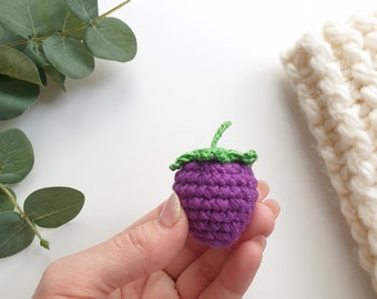 Crochet blackberry (1 pcs), teether teeth, play food, kitchen decoration, eco-friendly toys, crochet berries,  crochet food toys, summer toy