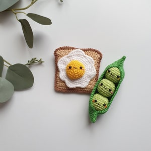 Crochet sandwich & green peas, crochet sandwich, play food,pretend play, crochet food play, set for play kitchen, knitted green peas