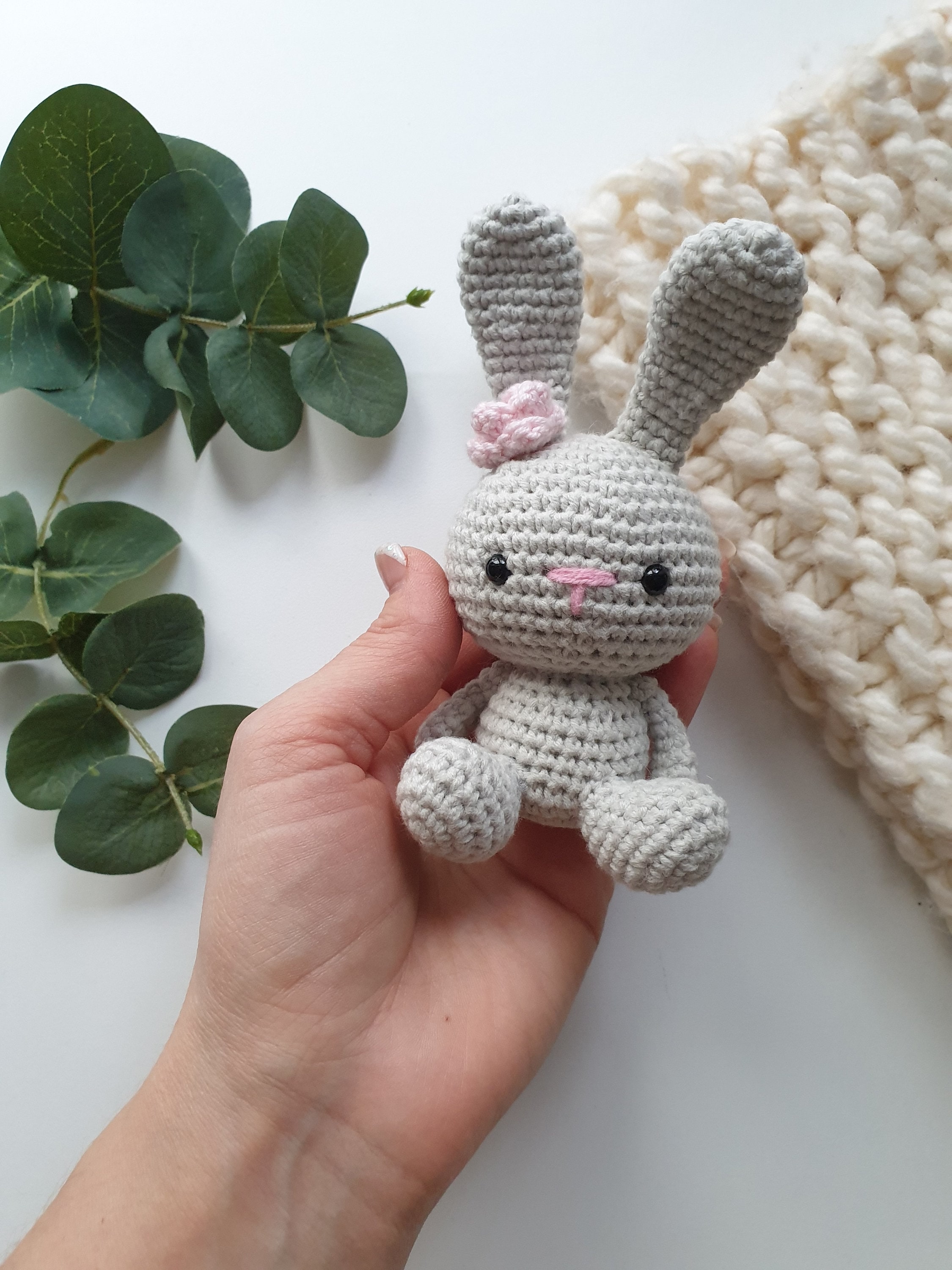Conejo de ganchillo, conejito de ganchillo, mini conejito de Pascua,  pequeño conejo de ganchillo, conejo amigurumi, conejito encantador,  juguetes de