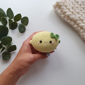 Crochet   lemon 1 pc - Crochet fruits Rattle toys, kids toys, baby decor, kids gift, play Food Set, cute gift, lemon toy,