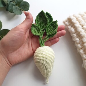 Pretend play beet , Crochet vegetables,kitchen pretend Play, crochet Play food, eco-friendly toys, knitted vegies, market Play toy image 2