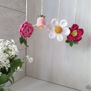 Gym toy flofers, baby gym toys, nursery decor, rattles Play Gym, summer decor,Play Gym,baby gym toys,baby flower mobile,crochet flowers