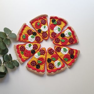 Crochet toy pizza 8 pcs, crochet pizza,tether toy, play food, kitchen decoration,Pretend play, crochet fast food