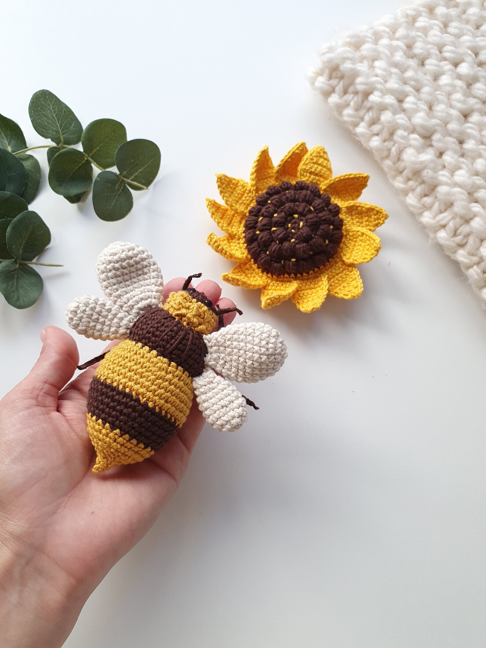 Rattle Bee & Sunflower Rattles Baby showergym Bee Rattle | Etsy