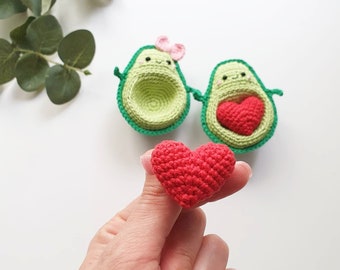 Avocado heart, gift for lovers,  Avocado Crochet decoration,lover felt gifts,couples, gift idea,avocado lovers, knitted avocado, avocado toy