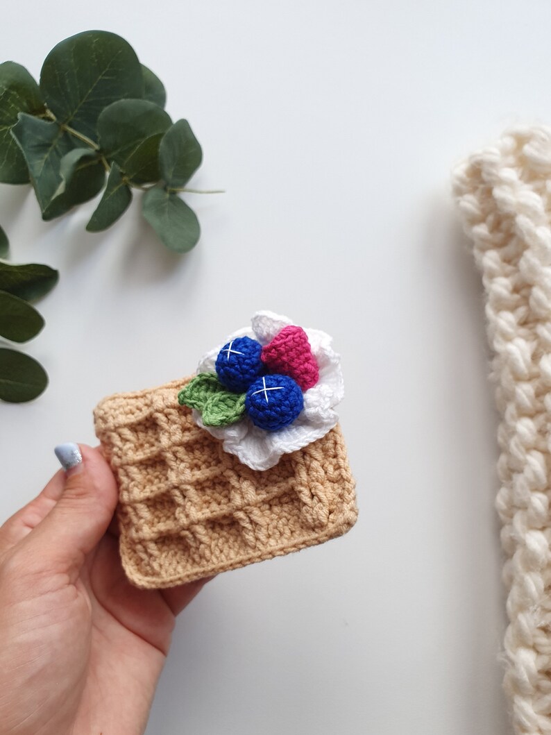 Set Viennese waffle kawaii ,blueberries 3 pc baby shower gift ,crochet dessert ,girl gift, pretend play,toy food, baby play food, baby to image 8