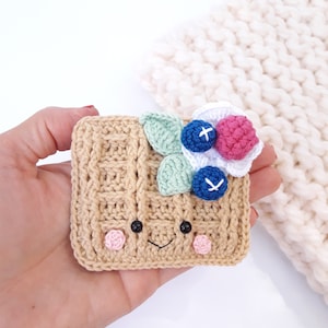 Crochet  Viennese waffle kawaii 1pc - baby shower gift ,crochet dessert ,girl  gift, pretend play,toy food, baby play food, baby toy