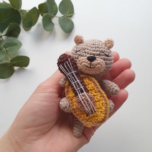 Otter with guitar,crochet Otter, mini otter toy, Pocket Otter, sea otter, California Coast Animal, otter gift Love, cute otter gift