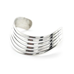 Solid Sterling Silver Modernist Curved Cuff Bracelet, Modern Sterling Silver Cuff, Modernist Cuff Bracelet, Modern Sterling Silver Bracelet