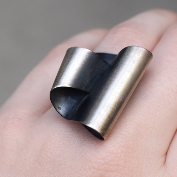 Sterling Silver Oxidized Artisan Ribbon Ring, Artisan Jewelry, Modernist Sterling Statement Ring, Hand Fabricated Sterling Silver Ring