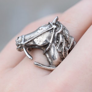 Sterling Silver Heavy Figural Horse Head Ring, Cowgirl Ring, Sterling Horse Ring, Horse Jewelry, Horse Statement Ring, Western Sterling Ring